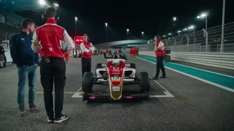 David Cosma Cristofor, start fuliminant în Formula 4. "Un lucru știu sigur!"